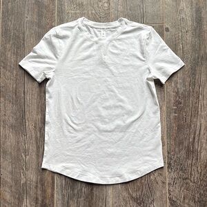 Lululemon T-shirt, white size 2